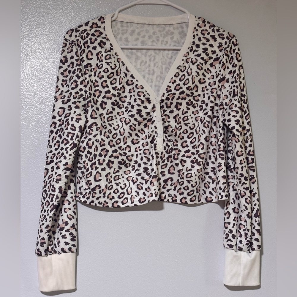 Leopard Print Cropped V-Neck Women's Sweater - Cream and Brown
